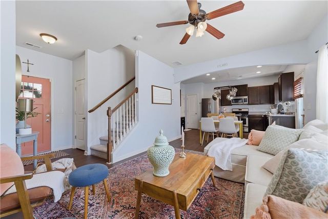 17 High Point Way, Hiram, GA 30141