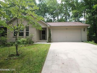 119 Anglewood Drive, Crossville, TN 38558