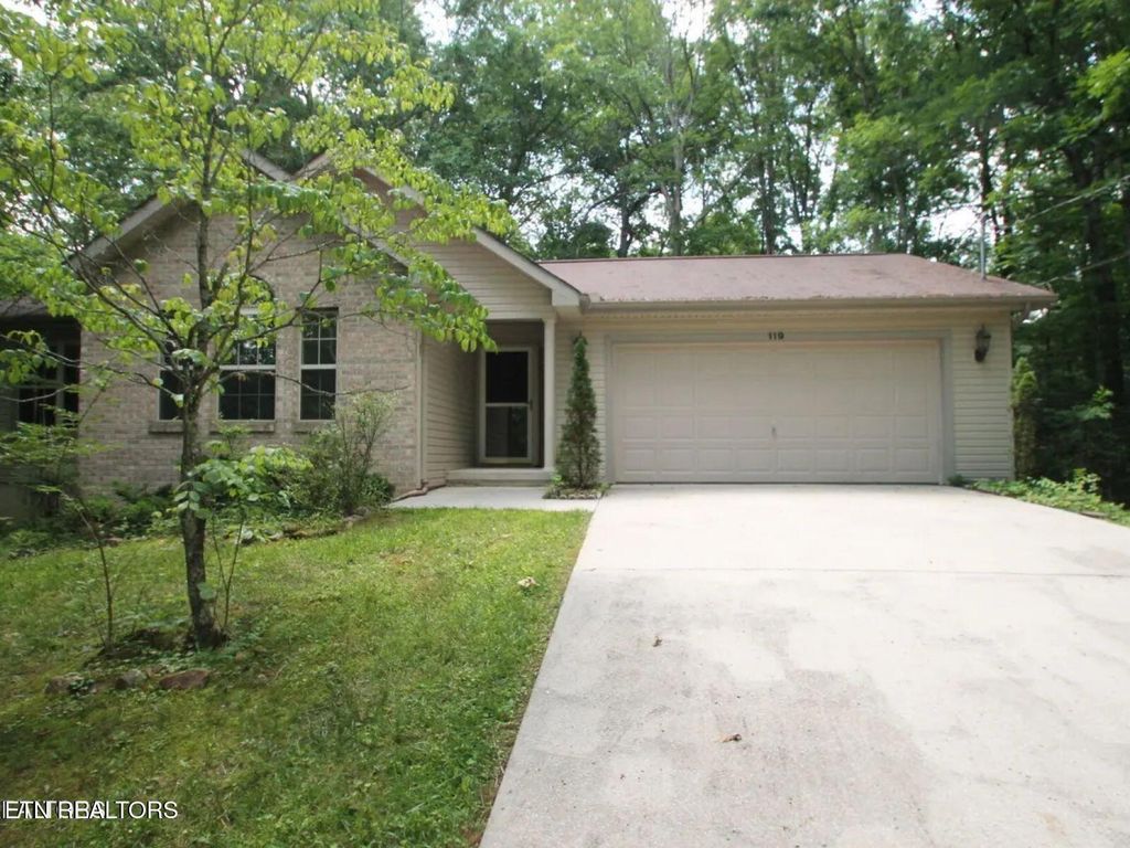 119 Anglewood Drive, Crossville, TN 38558