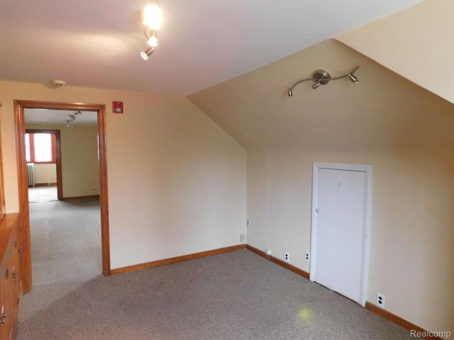 16259 E 9 MILE Road, Eastpointe, MI 48021