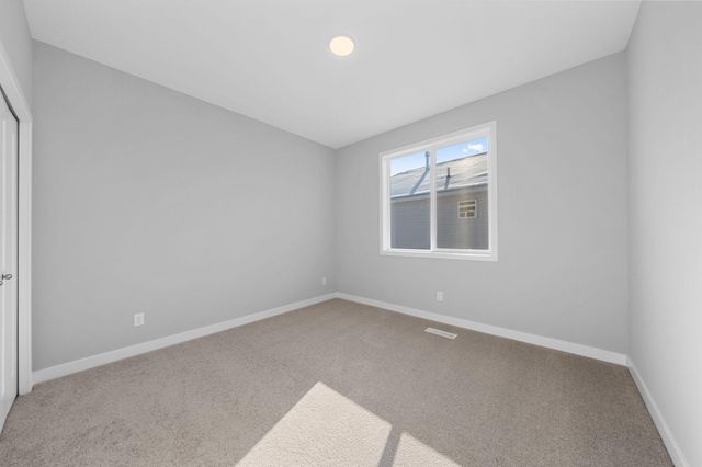 2165 Westpointe Drive, Hastings, MN 55033