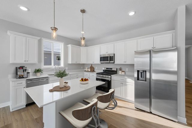 2165 Westpointe Drive, Hastings, MN 55033