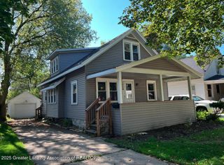 1224 Walsh Street, Lansing, MI 48912