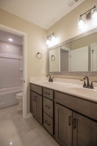 72 Sycamore Hill, Clarksville, TN 37042