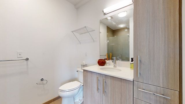 180 Telford St 509, Boston, MA 02135