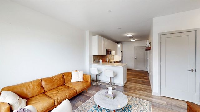 180 Telford St 509, Boston, MA 02135