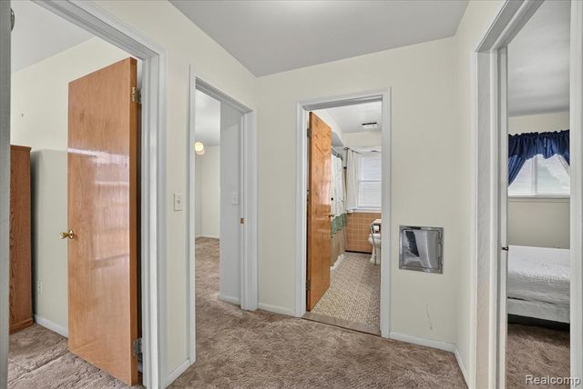 32539 Washington Street, Livonia, MI 48150