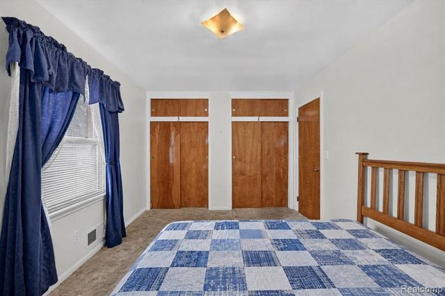 32539 Washington Street, Livonia, MI 48150