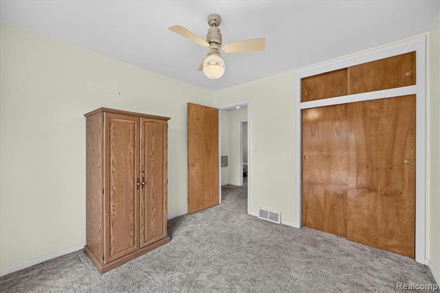 32539 Washington Street, Livonia, MI 48150
