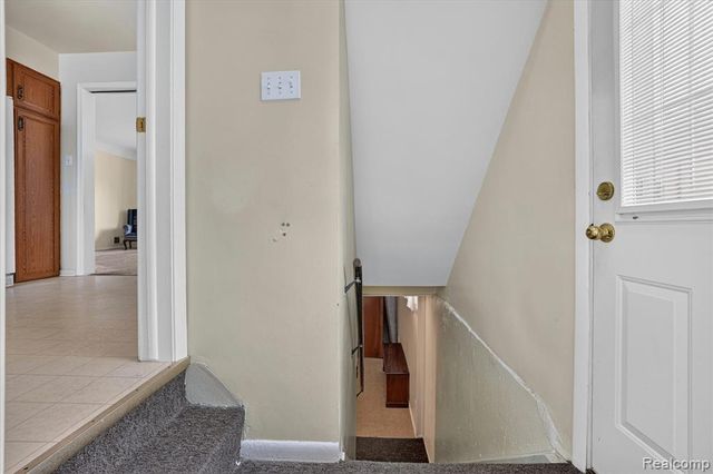 32539 Washington Street, Livonia, MI 48150
