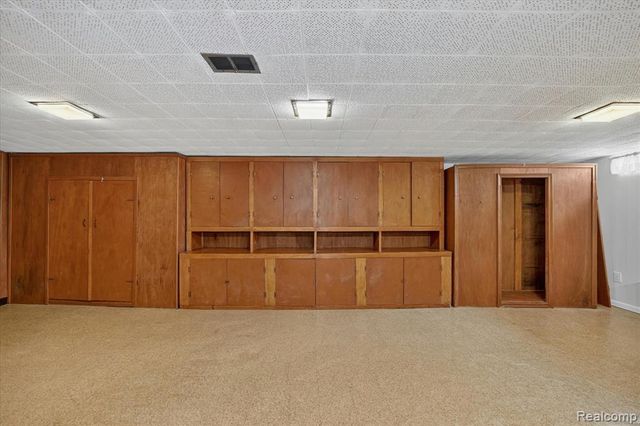 32539 Washington Street, Livonia, MI 48150