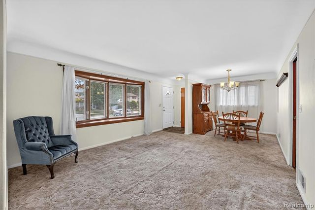 32539 Washington Street, Livonia, MI 48150