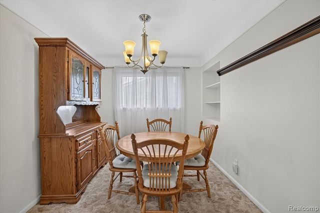 32539 Washington Street, Livonia, MI 48150