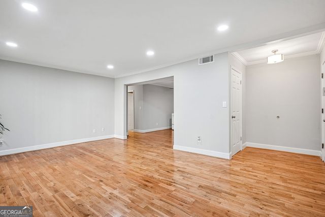 6851 Roswell Road F32, Sandy Springs, GA 30328
