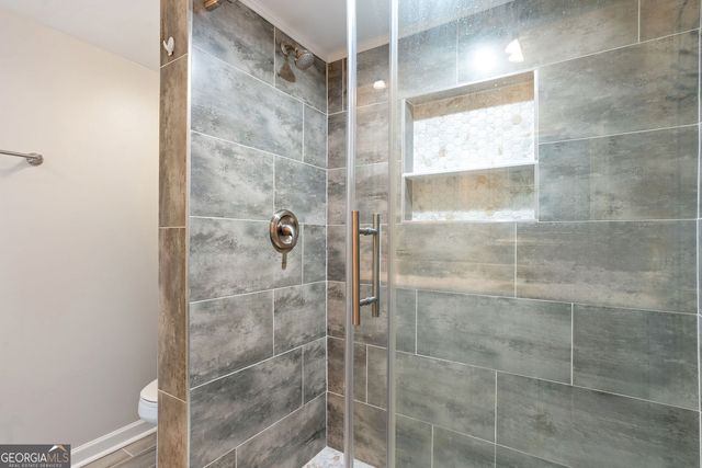 6851 Roswell Road F32, Sandy Springs, GA 30328