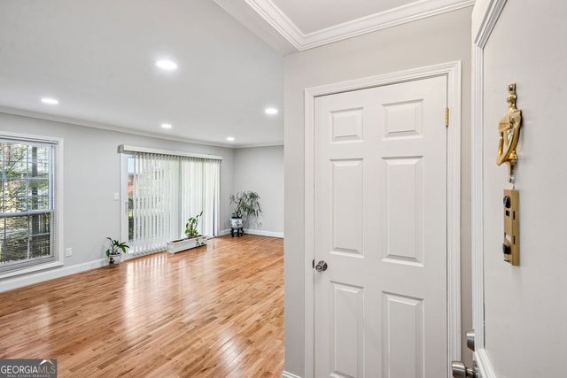 6851 Roswell Road F32, Sandy Springs, GA 30328