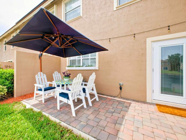 4302 Windmill Palm Way, Greenacres, FL 33463