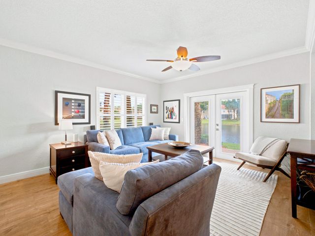 4302 Windmill Palm Way, Greenacres, FL 33463