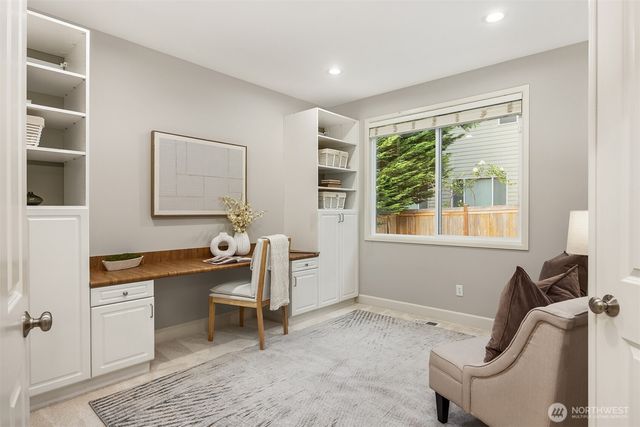 914 272nd Place SE, Sammamish, WA 98075