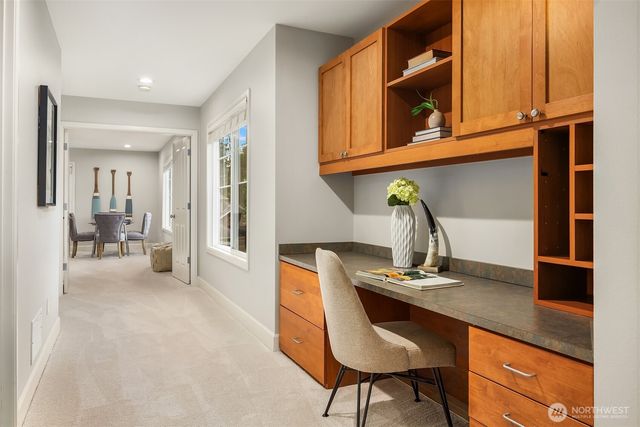 914 272nd Place SE, Sammamish, WA 98075