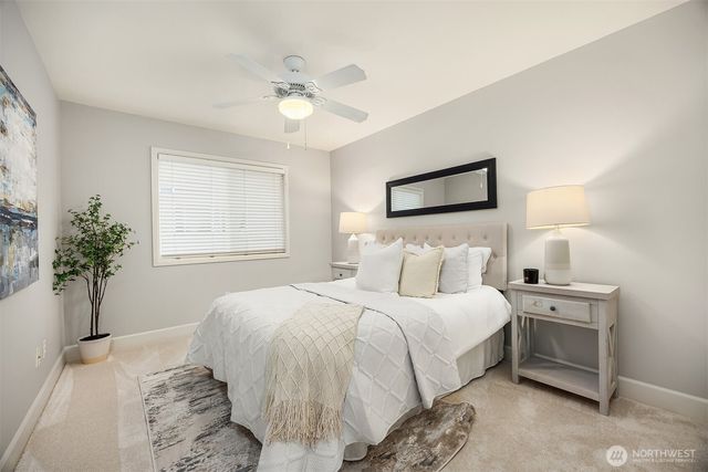 914 272nd Place SE, Sammamish, WA 98075