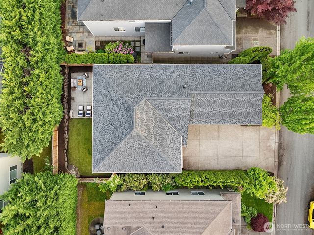 914 272nd Place SE, Sammamish, WA 98075