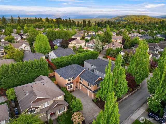 914 272nd Place SE, Sammamish, WA 98075