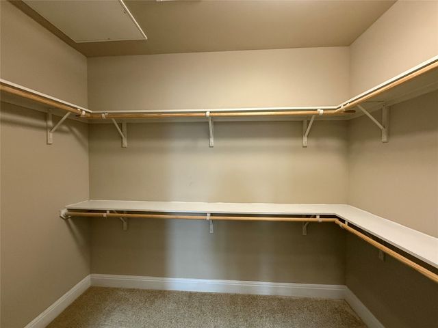 801 N Bishop Avenue 1-306, Dallas, TX 75208