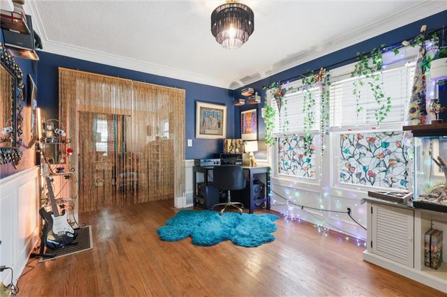 5910 Cherry Street, Kansas City, MO 64110