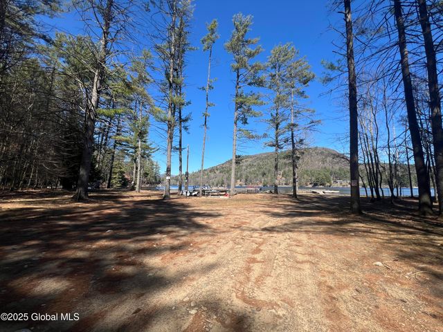 1609 N SHORE Road, Day, NY 12835