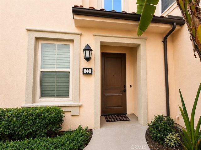 66 Overbrook, Irvine, CA 92620