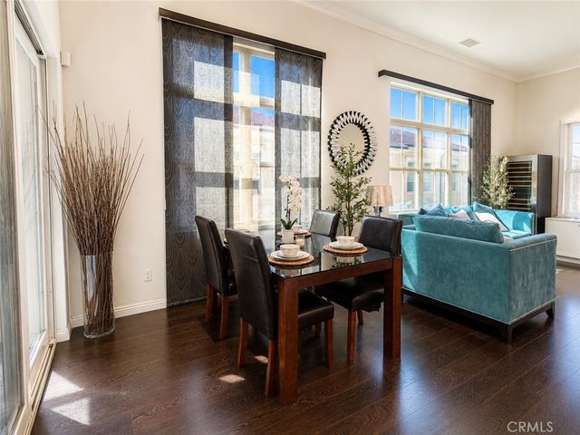66 Overbrook, Irvine, CA 92620