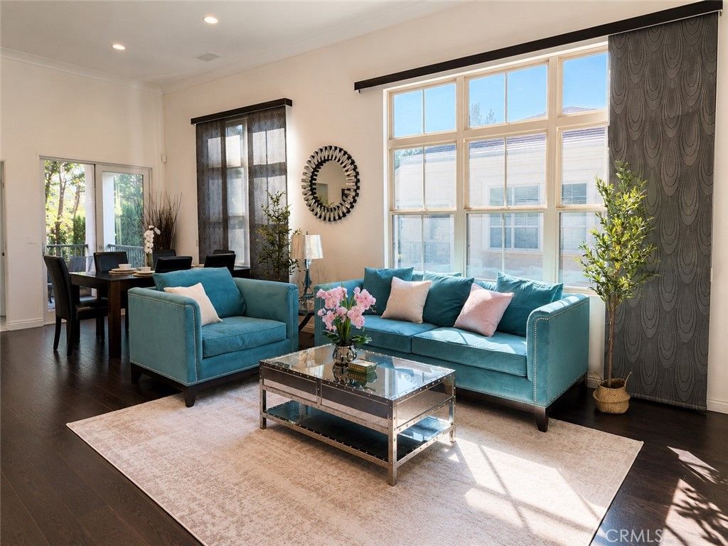 66 Overbrook, Irvine, CA 92620