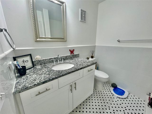 2286 NORWEGIAN DRIVE 8, Clearwater, FL 33763