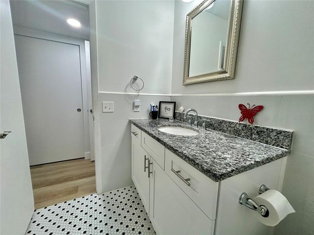 2286 NORWEGIAN DRIVE 8, Clearwater, FL 33763