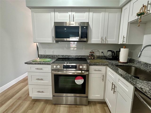 2286 NORWEGIAN DRIVE 8, Clearwater, FL 33763