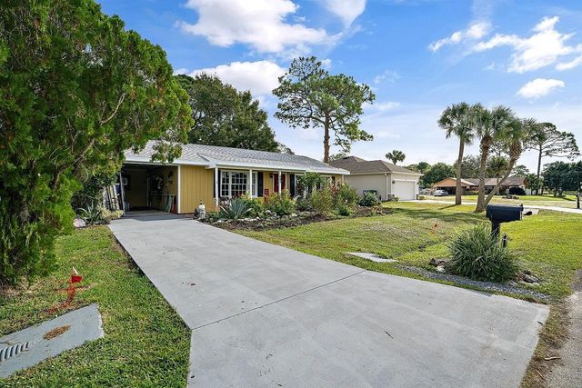 481 Warren Street, Sebastian, FL 32958