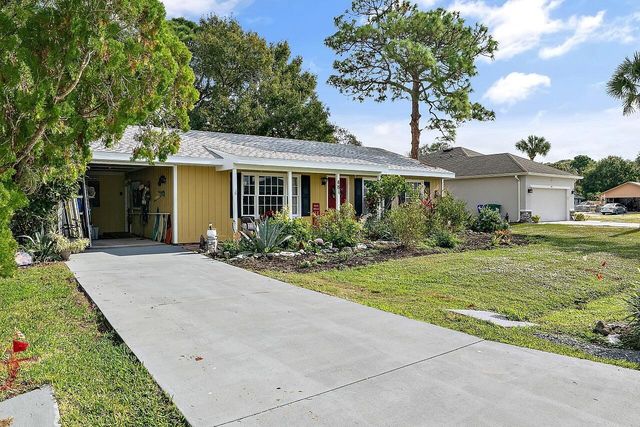 481 Warren Street, Sebastian, FL 32958