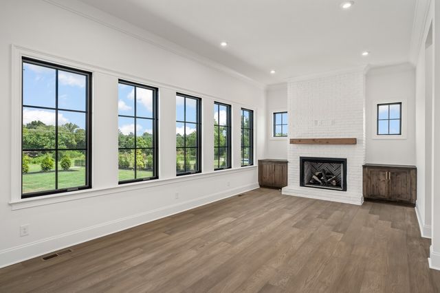 8110 Turning Point Drive, Brentwood, TN 37027