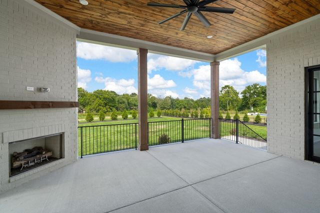 8110 Turning Point Drive, Brentwood, TN 37027