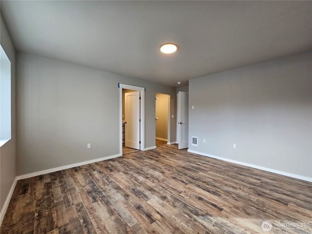 16 Pebble Creek Court, Elma, WA 98541