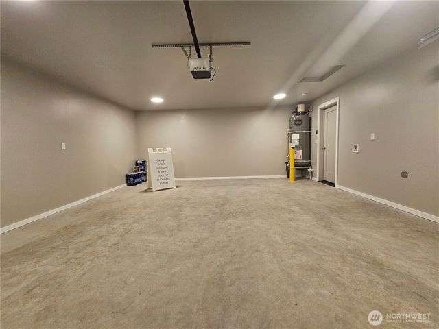 16 Pebble Creek Court, Elma, WA 98541