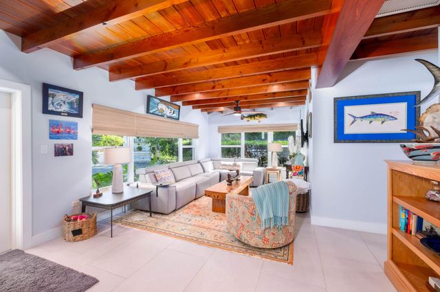 130 Pippin Drive, Plantation Key, FL 33036