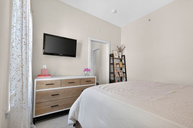 995 Dorchester Ave 3, Boston, MA 02125