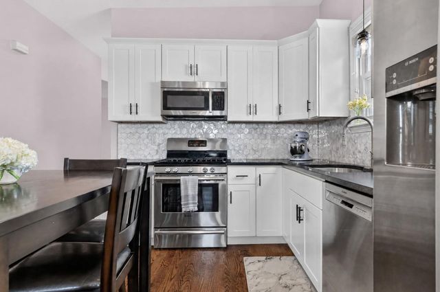 995 Dorchester Ave 3, Boston, MA 02125