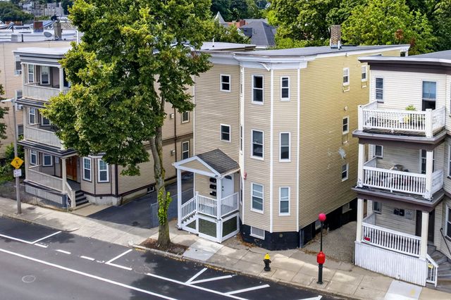 995 Dorchester Ave 3, Boston, MA 02125