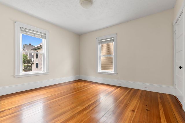 33 Dunlap Street 2, Salem, MA 01970