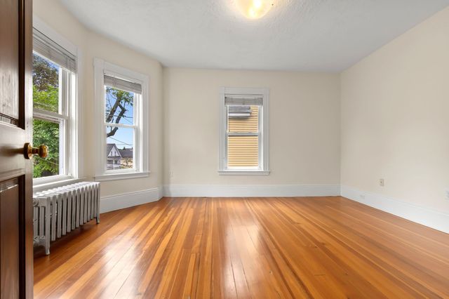 33 Dunlap Street 2, Salem, MA 01970