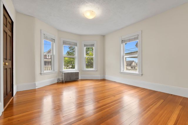 33 Dunlap Street 2, Salem, MA 01970