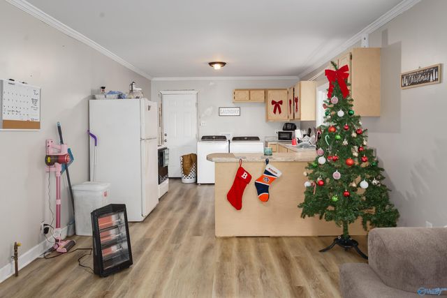 1101 W Montgomery Avenue, Sheffield, AL 35660